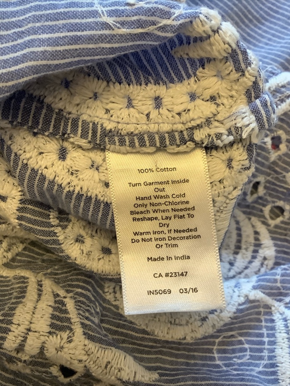 Talbots Light Blue Sleeveless Embroidered Cotton Top - Picture 5 of 6